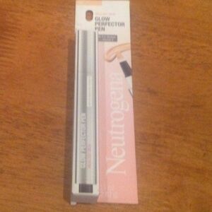 Neutrogena healthy skin Glow Perfector pin brand new